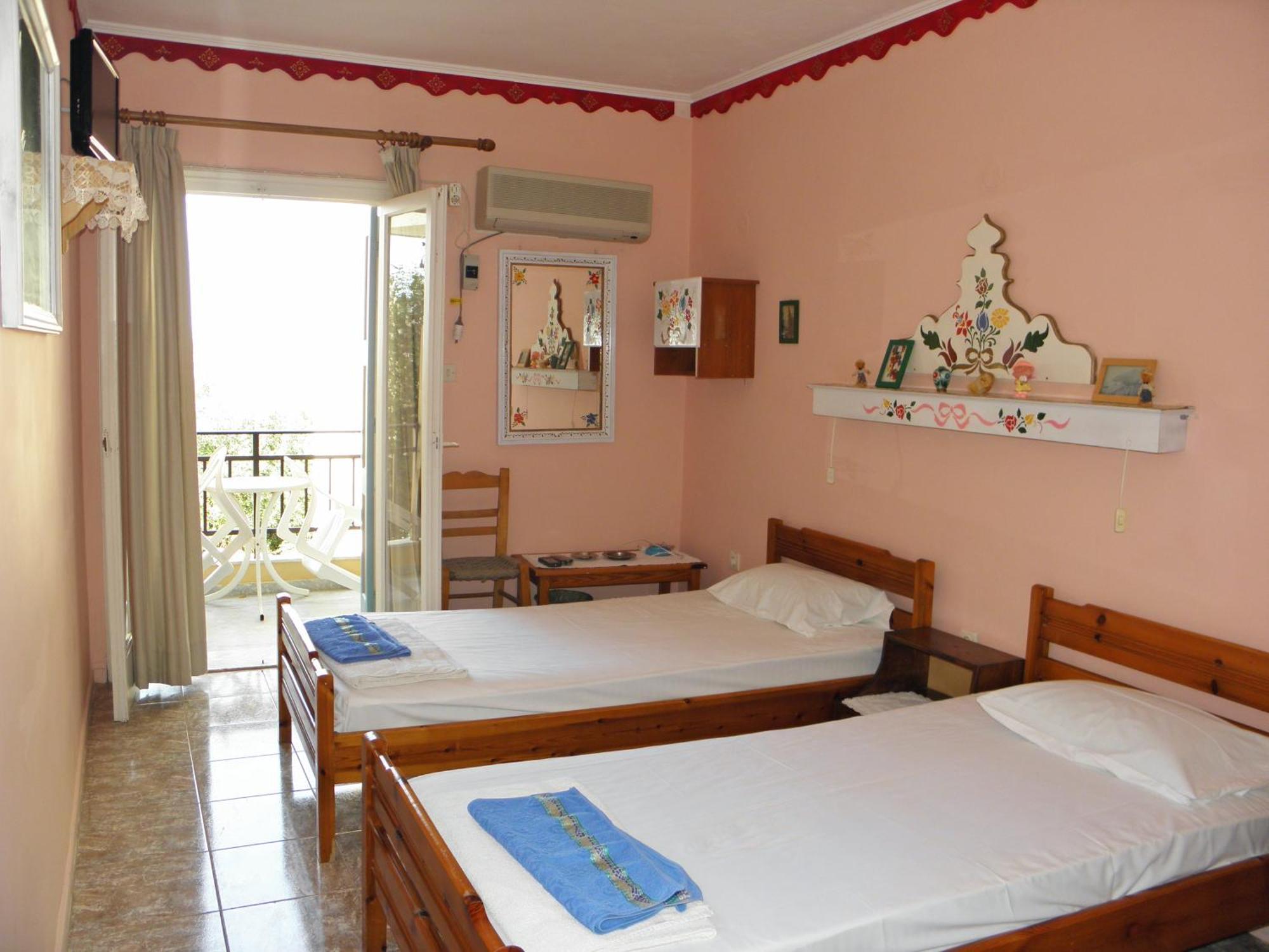 Katerina'S Apartment Plomari Dış mekan fotoğraf