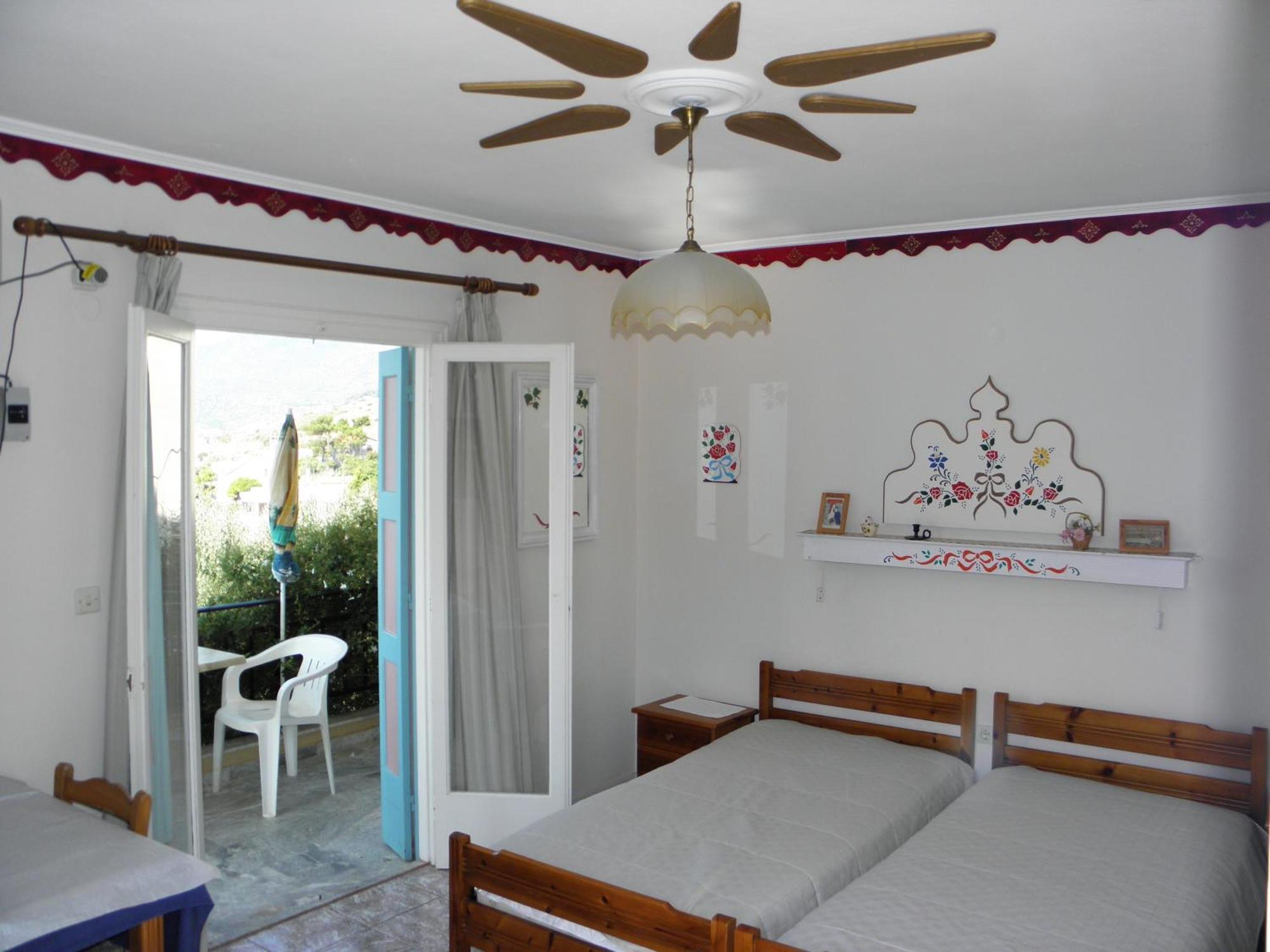 Katerina'S Apartment Plomari Dış mekan fotoğraf